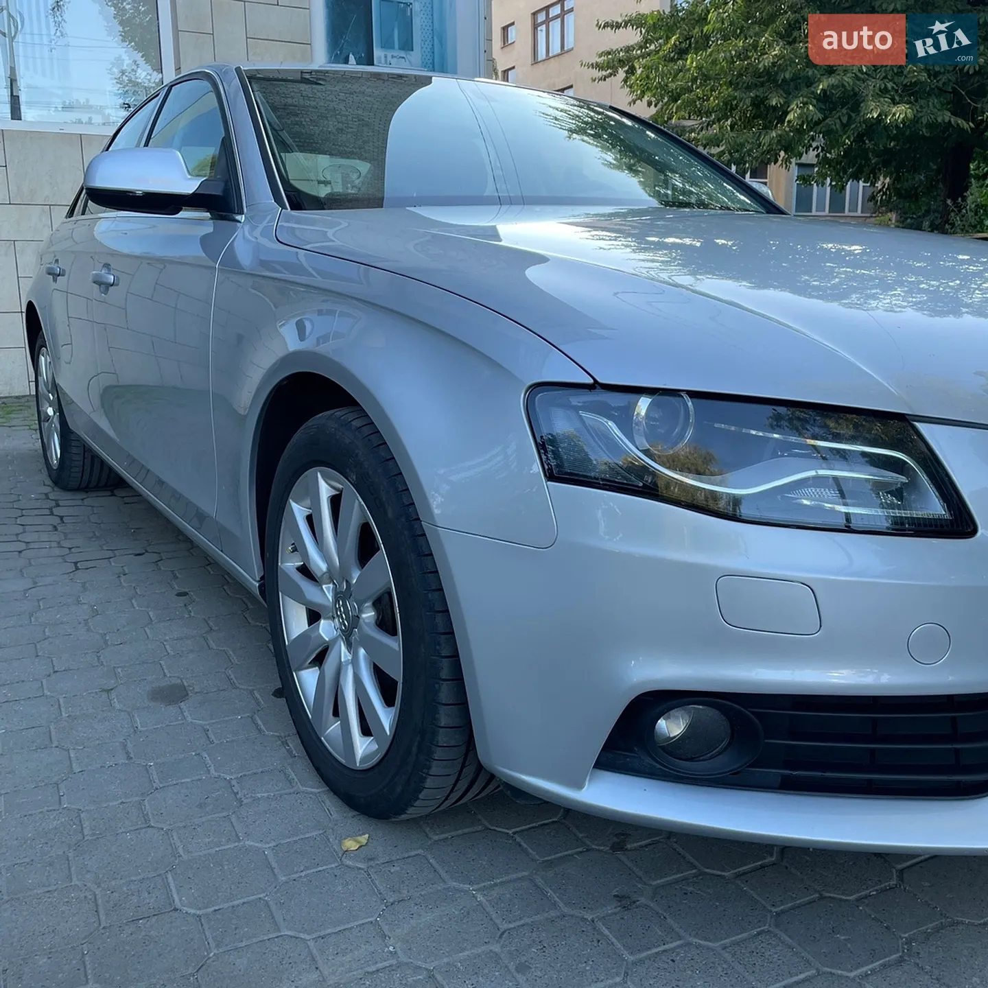 2010 Audi A4 - мініатюра 3