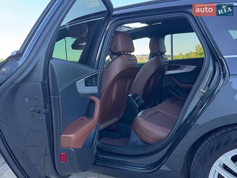 Універсал Audi A4 2017 в Рівному