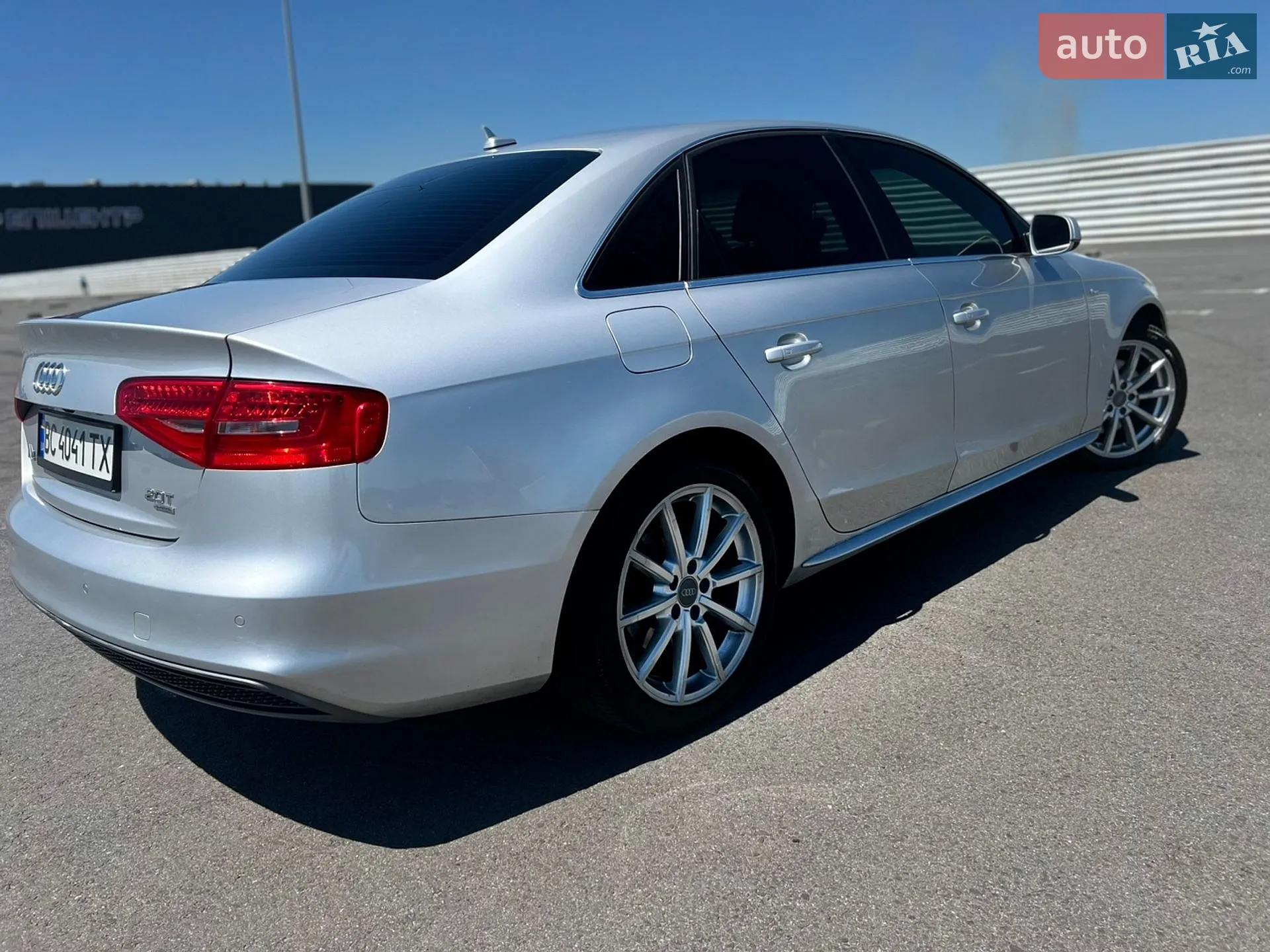 2013 Audi A4 - мініатюра 8