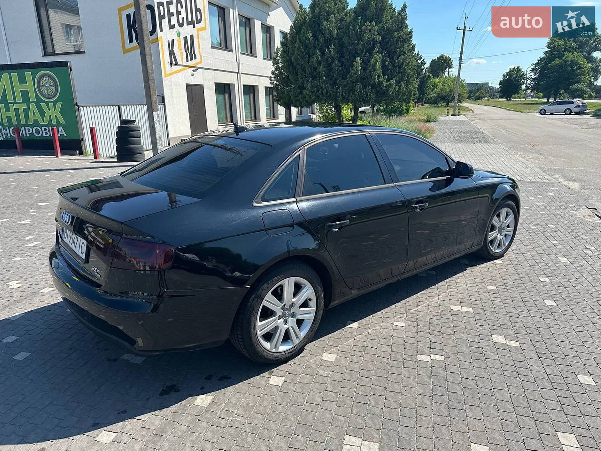 2010 Audi A4 - мініатюра 5