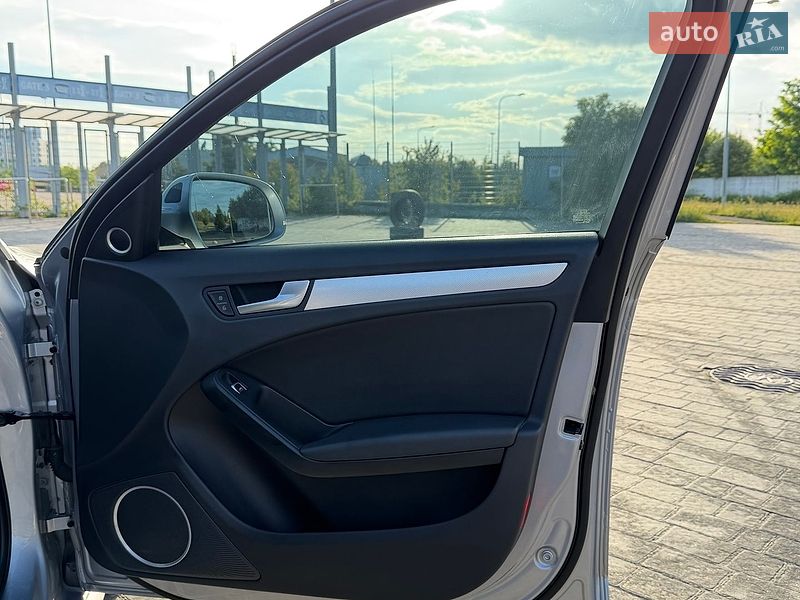 Седан Audi A4 2015 в Львове фото 12 Седан Audi A4 2015 в Львове