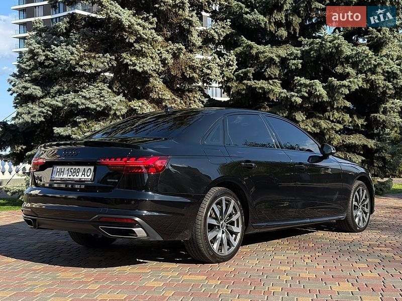Седан Audi A4 2021 в Одесі