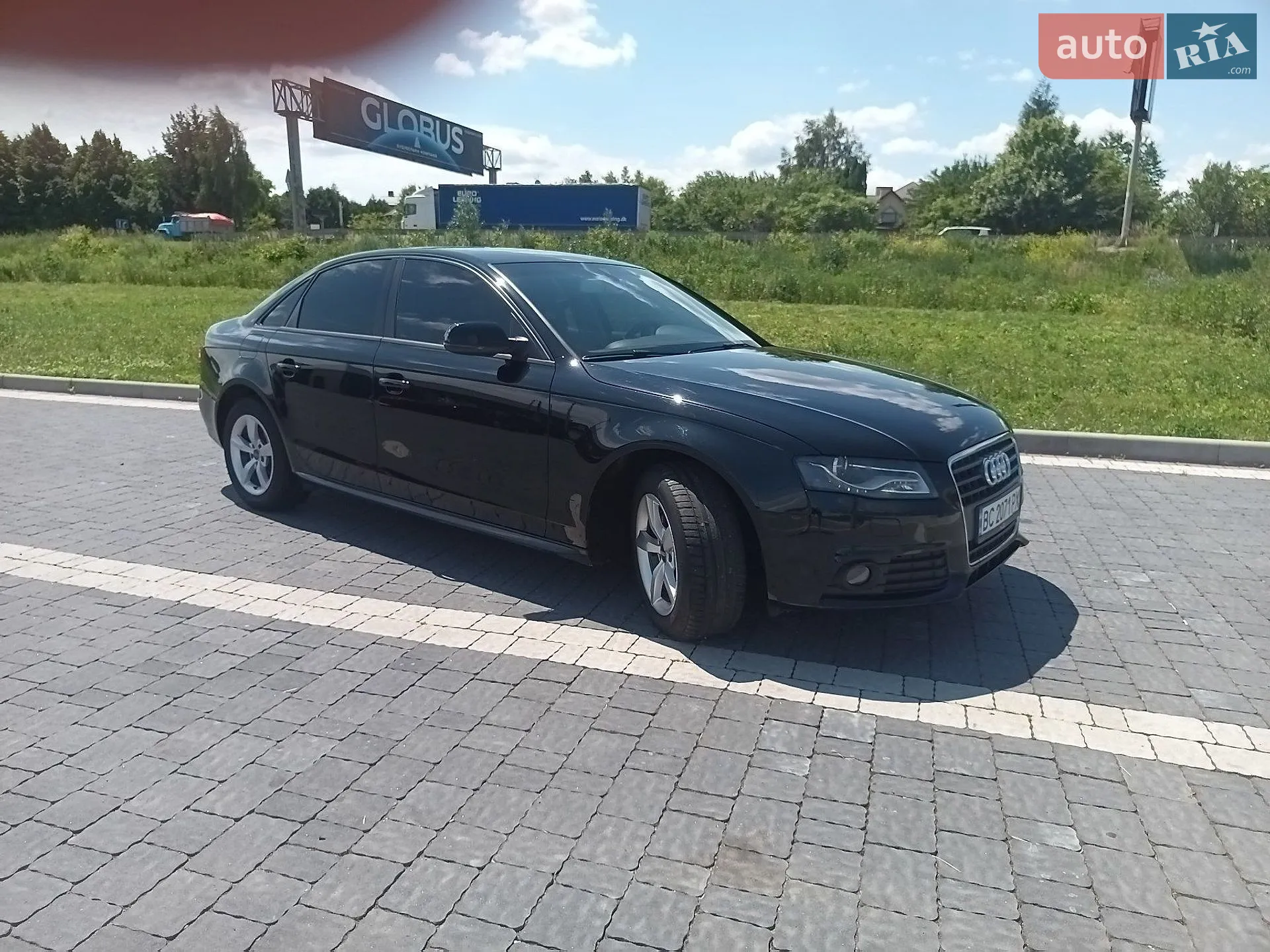 2012 Audi A4 - мініатюра 2