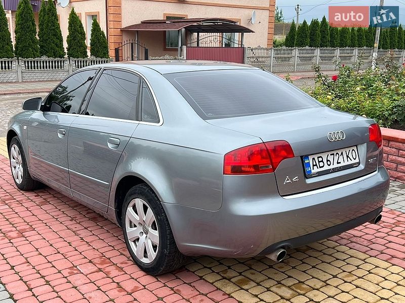 Седан Audi A4 2005 в Тростянце
