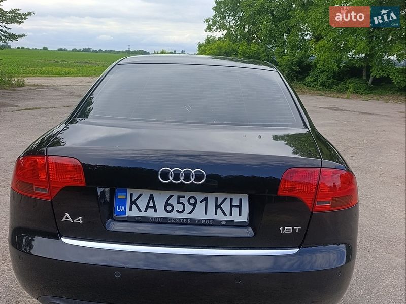 Седан Audi A4 2006 в Заре