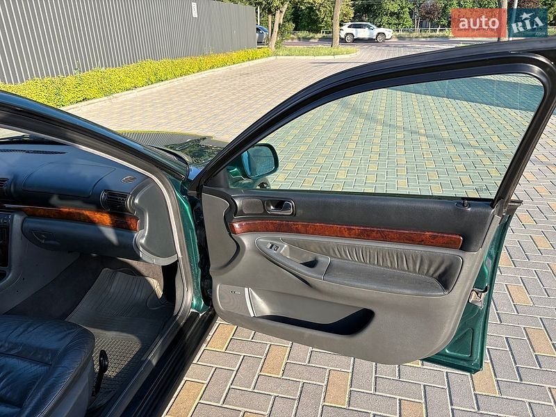 Универсал Audi A4 1998 в Виннице