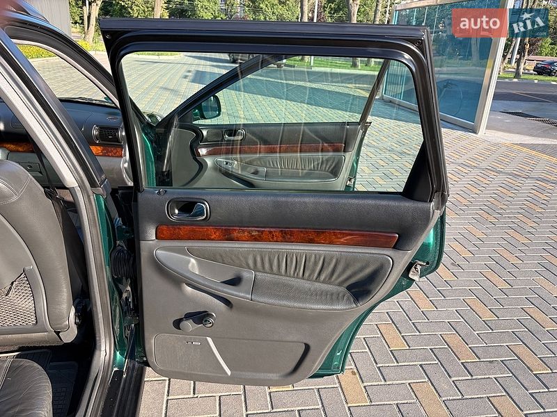 Универсал Audi A4 1998 в Виннице