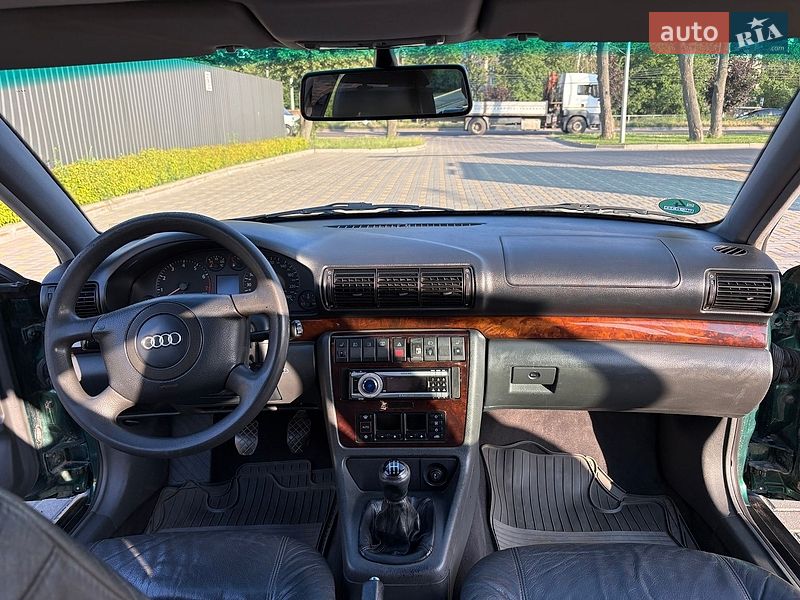 Универсал Audi A4 1998 в Виннице