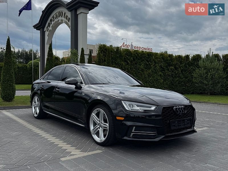Седан Audi A4 2017 в Львове Седан Audi A4 2017 в Львове