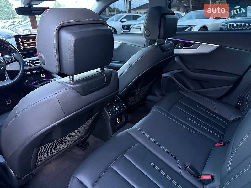 Седан Audi A4 2020 в Харькове