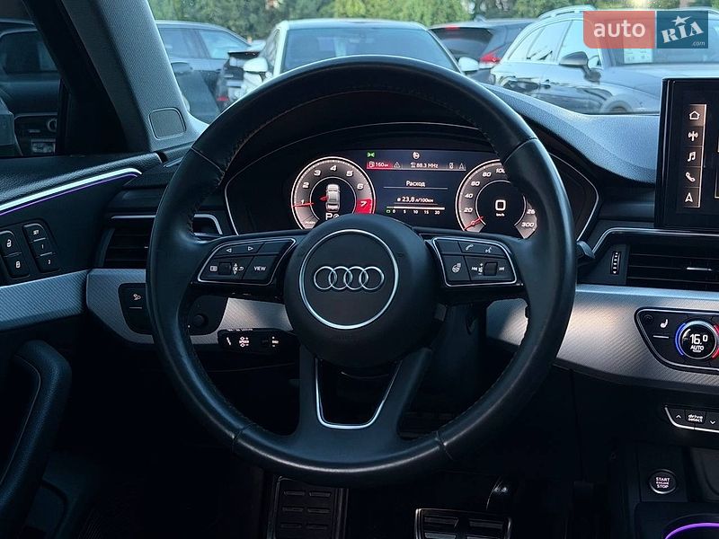 Седан Audi A4 2020 в Харькове