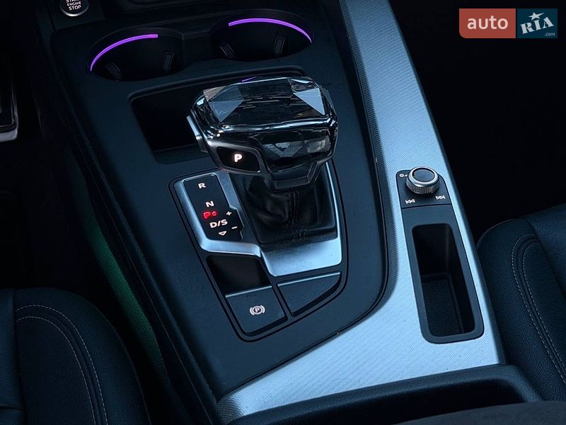 Седан Audi A4 2020 в Харькове