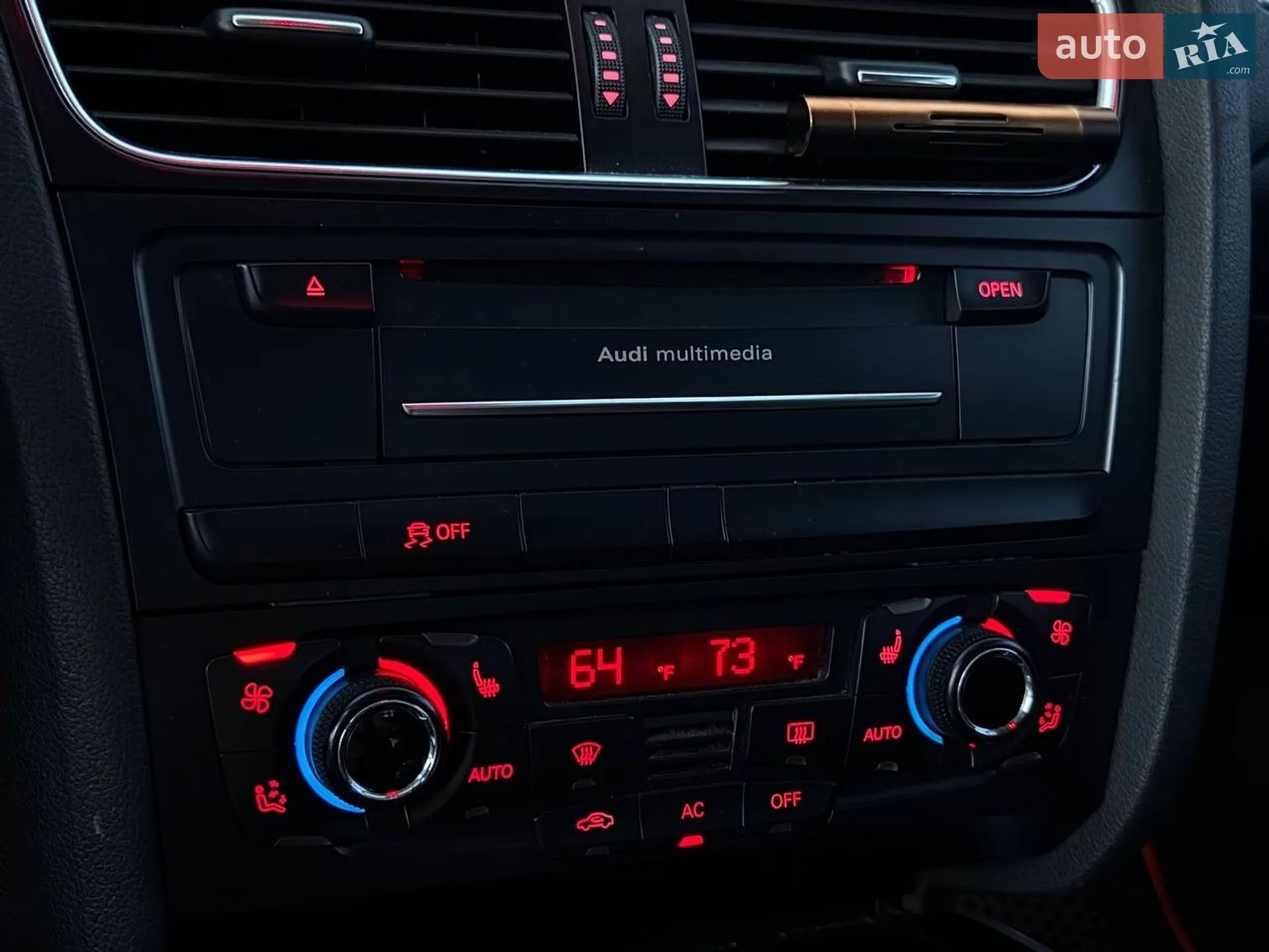 2011 Audi A4 - мініатюра 18