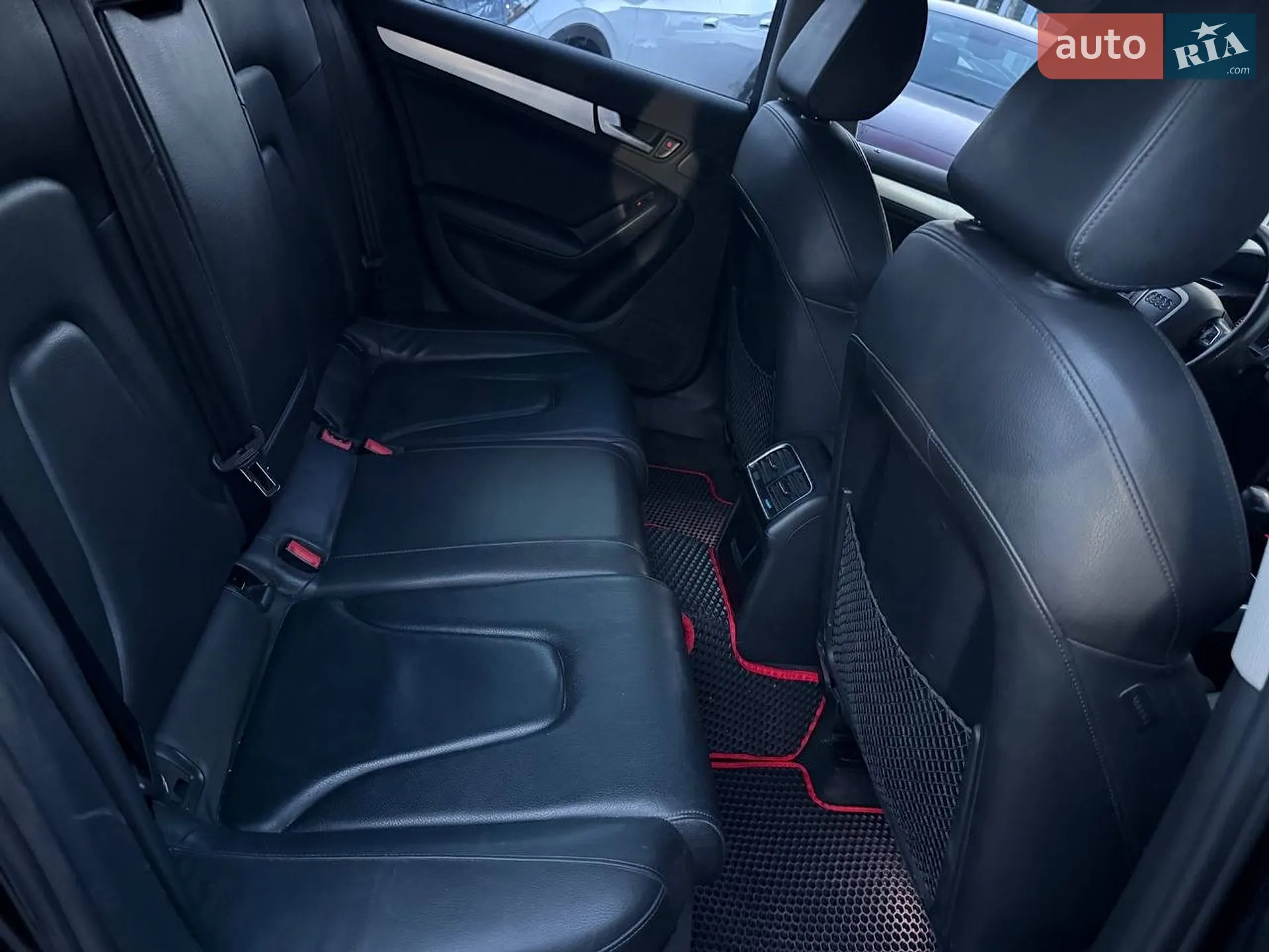 2011 Audi A4 - мініатюра 37