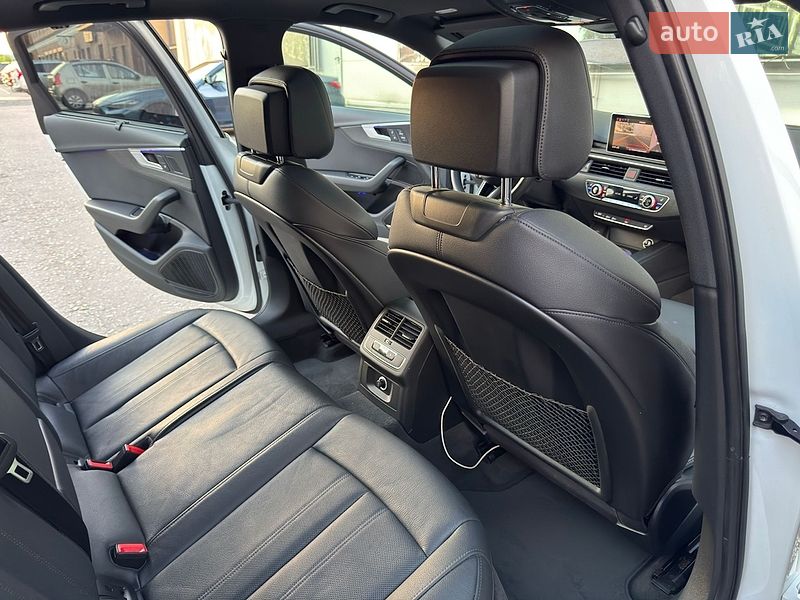 Седан Audi A4 2017 в Києві