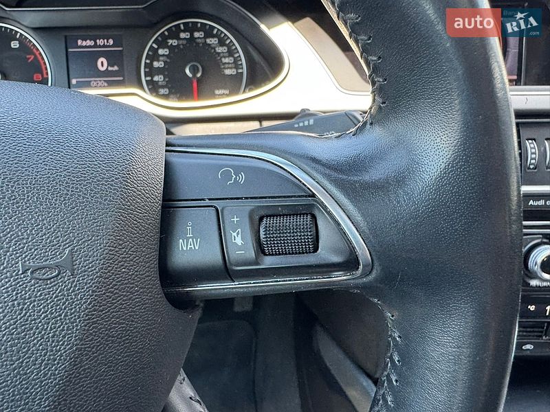 Седан Audi A4 2014 в Києві