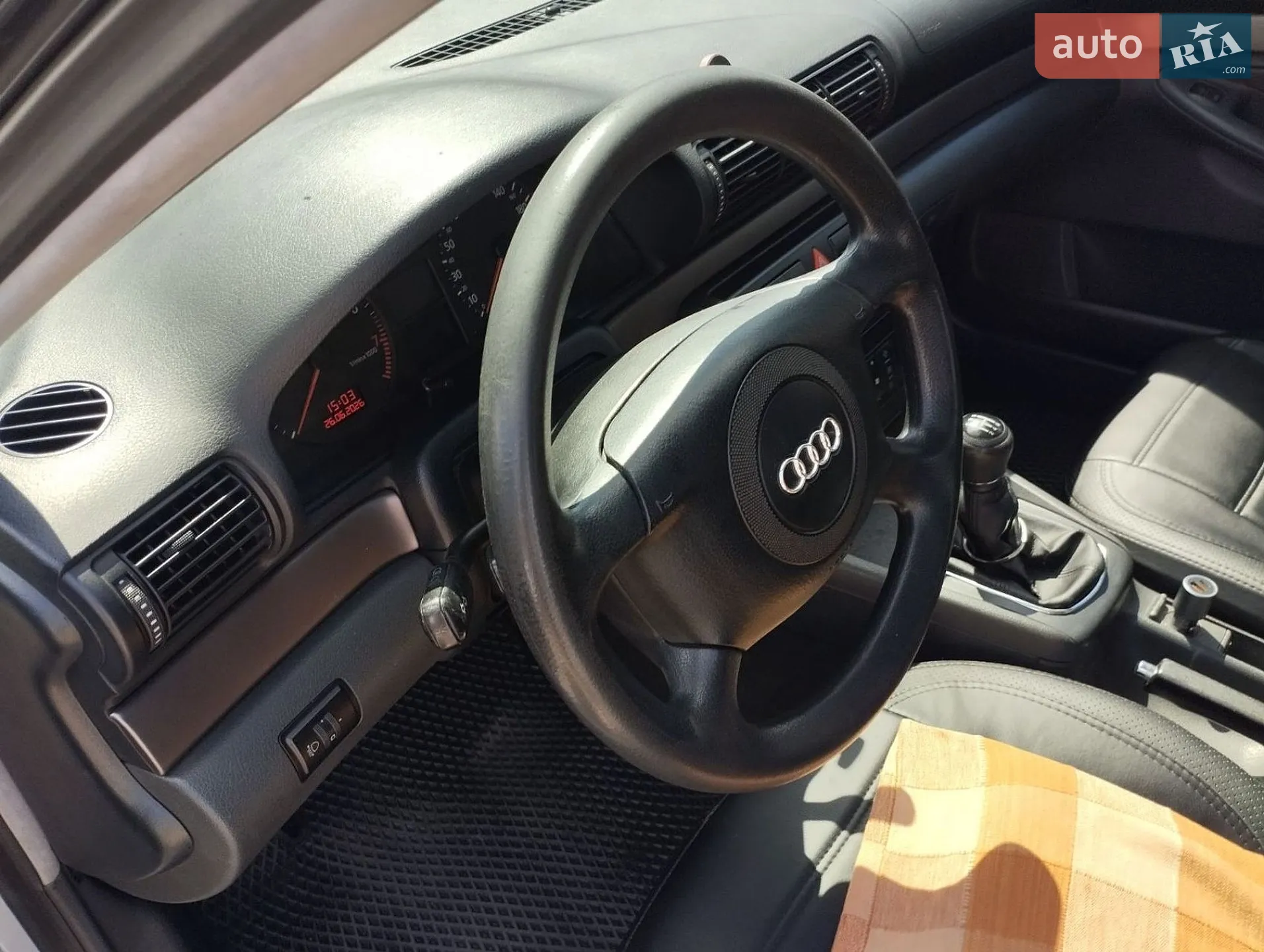 Audi A4 1999 VIN WAUZZZ8DZYA095728 фото оголошення 8 з 11