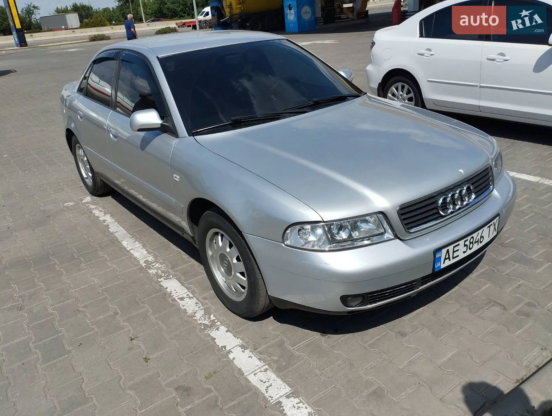 Audi A4 1999 VIN WAUZZZ8DZYA095728 фото оголошення 6 з 11