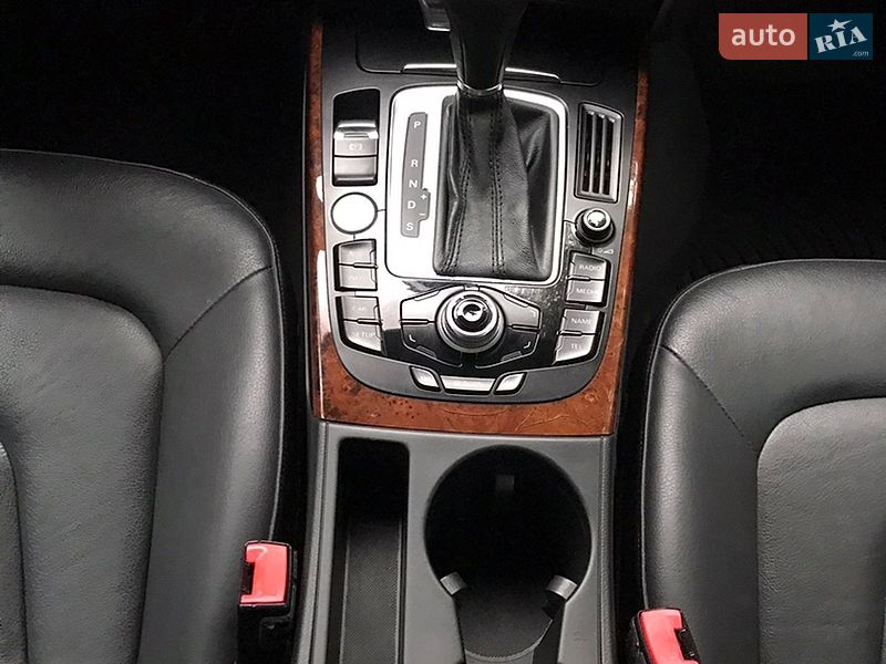 Седан Audi A4 2011 в Одесі
