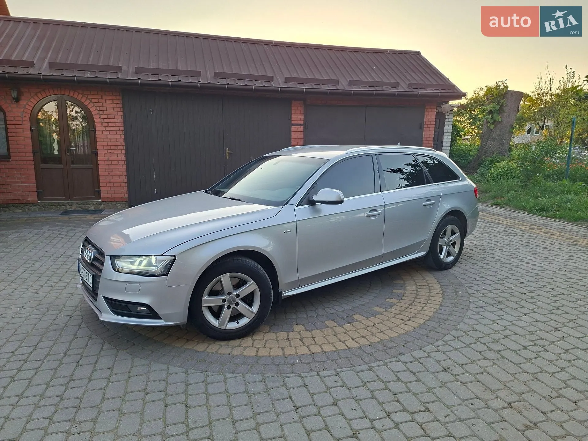 2013 Audi A4 - мініатюра 3