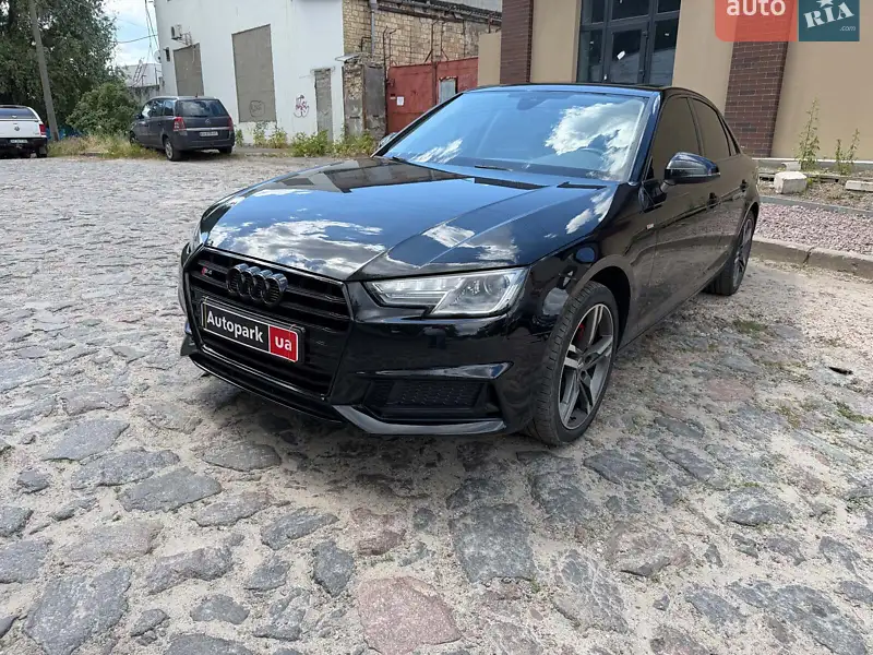 Audi A4 2018