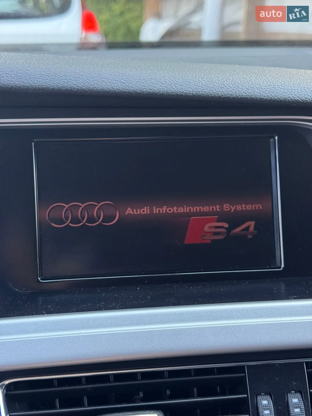 Audi A4 2008 VIN WAUZZZ8K59A120842 фото оголошення 32 з 34