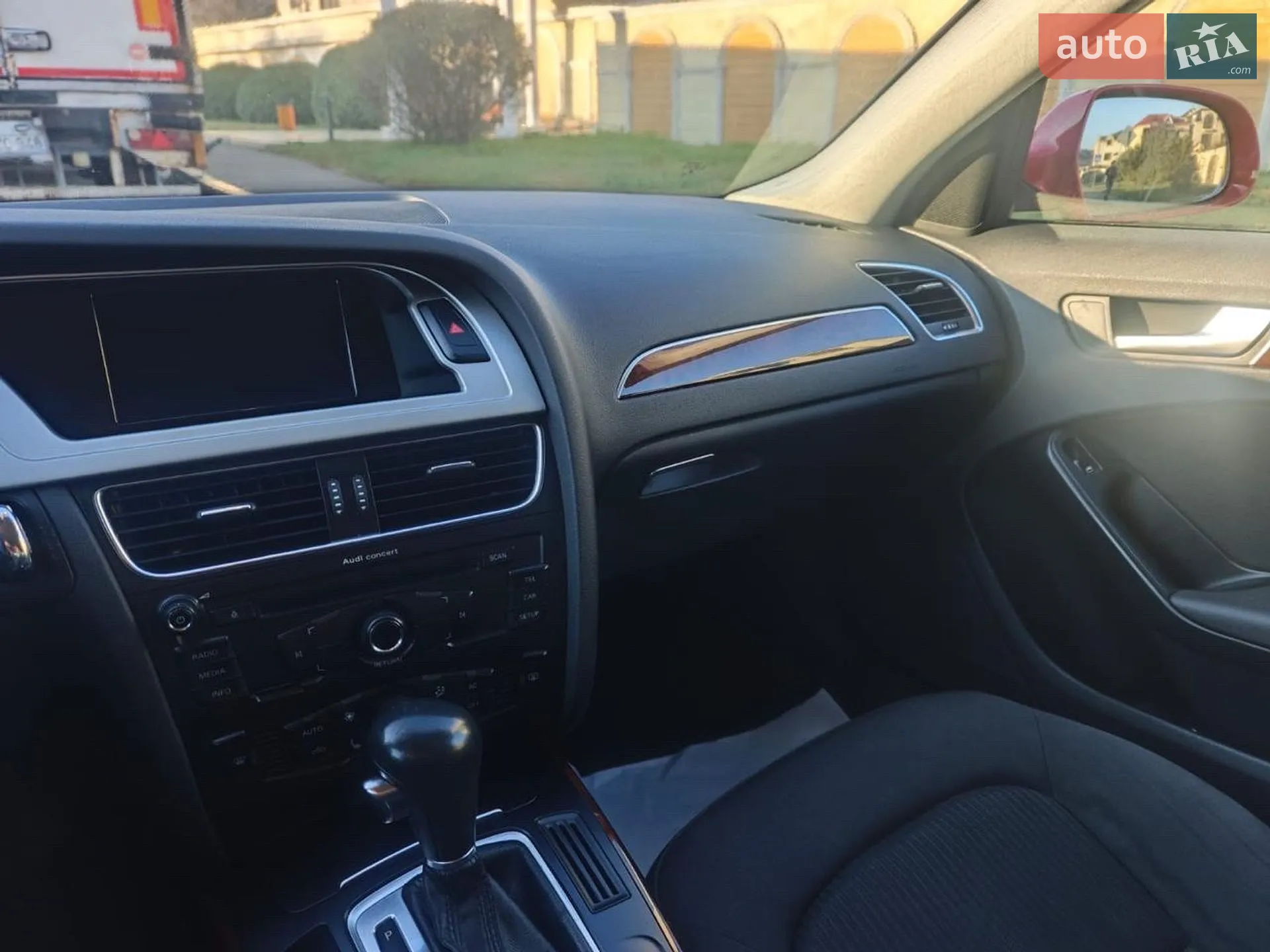 2010 Audi A4 - мініатюра 6
