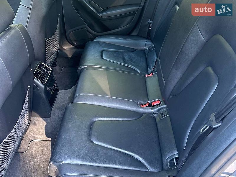 Седан Audi A4 2015 в Черкасах