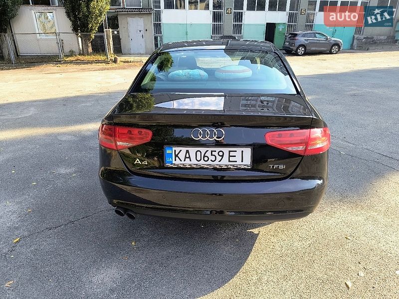 Седан Audi A4 2013 в Киеве