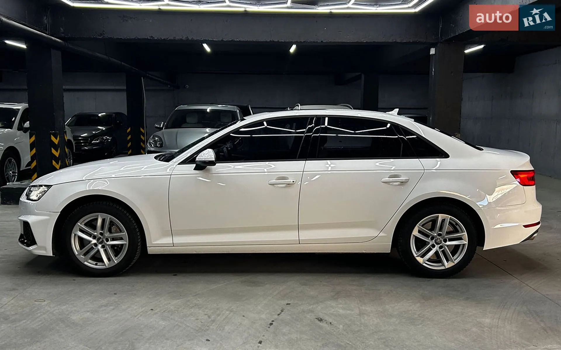2016 Audi A4 - мініатюра 4