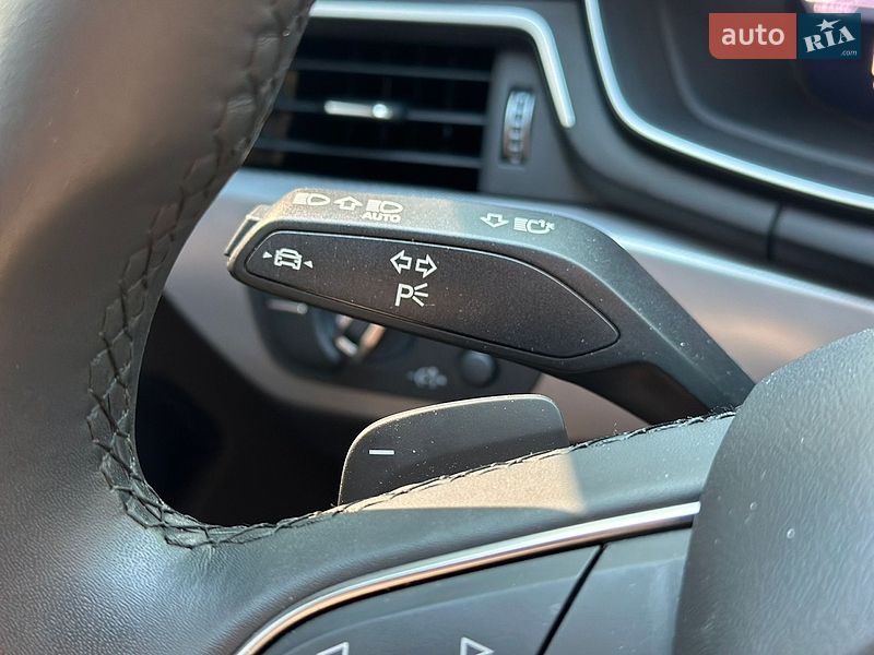 Седан Audi A4 2024 в Киеве