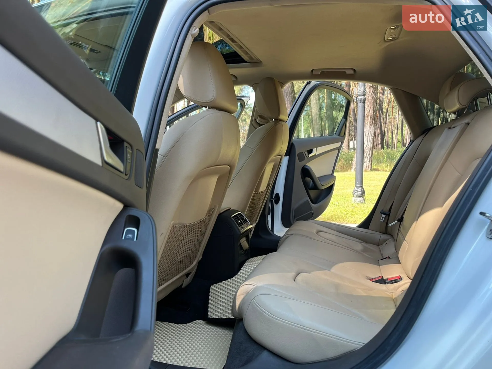 2012 Audi A4 - мініатюра 35