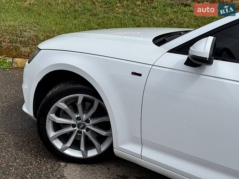 Седан Audi A4 2015 в Києві