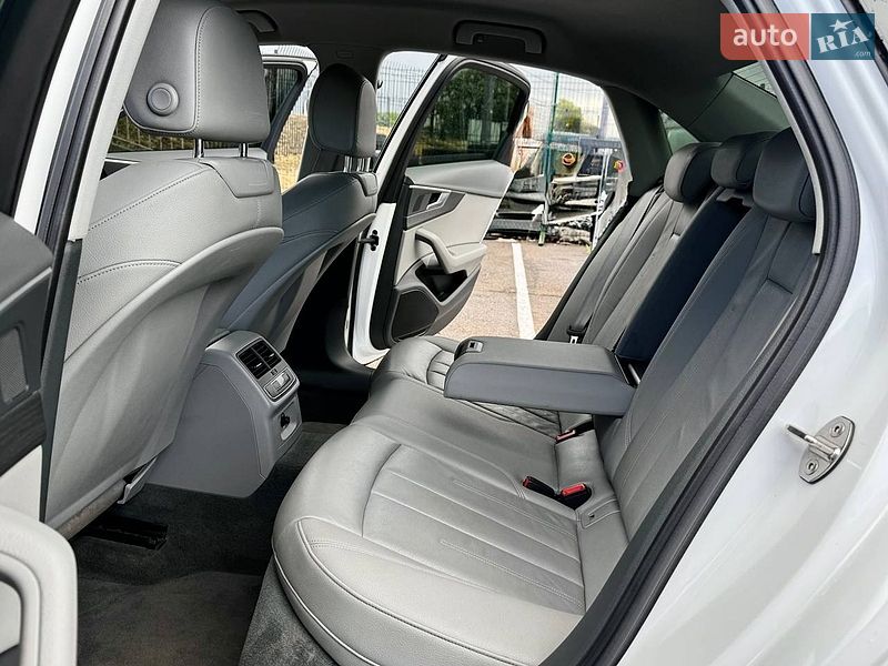 Седан Audi A4 2015 в Києві