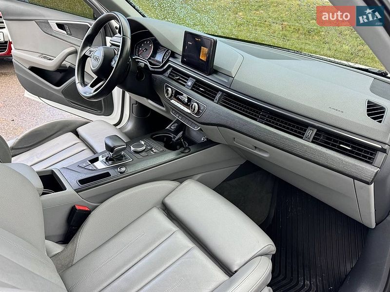 Седан Audi A4 2015 в Києві