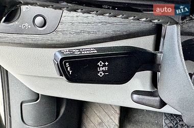 Седан Audi A4 2015 в Києві