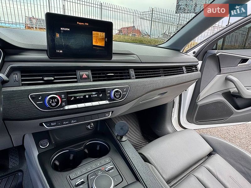Седан Audi A4 2015 в Києві