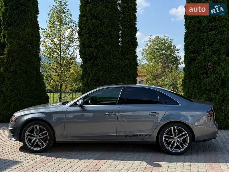Седан Audi A4 2012 в Тячеві