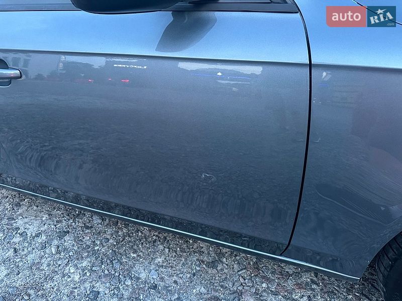 Седан Audi A4 2014 в Львові