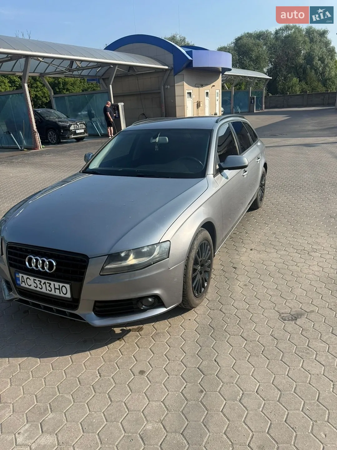 2011 Audi A4 - мініатюра 2