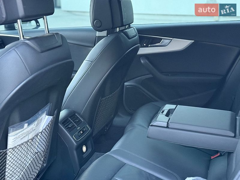 Седан Audi A4 2017 в Луцьку