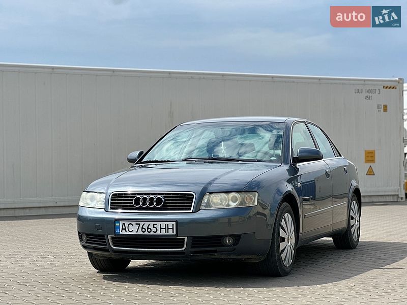 Седан Audi A4 2000 в Луцьку