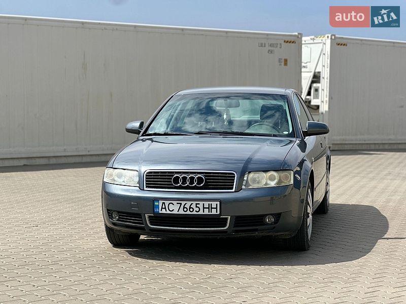 Седан Audi A4 2000 в Луцьку