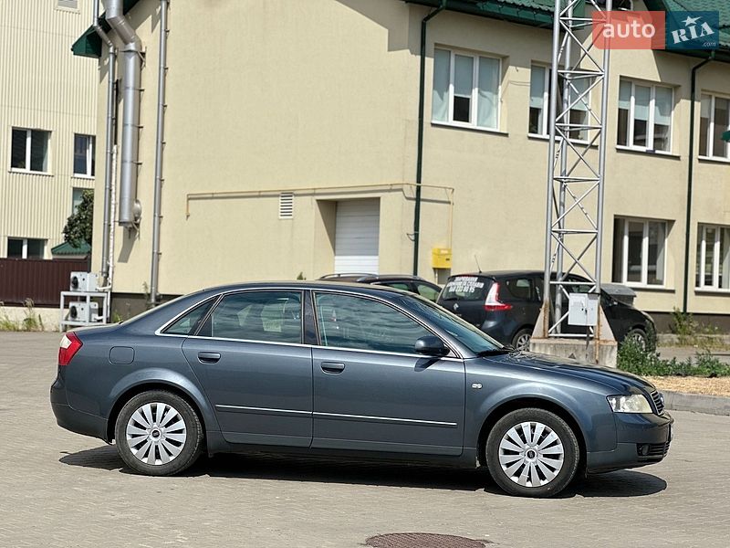 Седан Audi A4 2000 в Луцьку