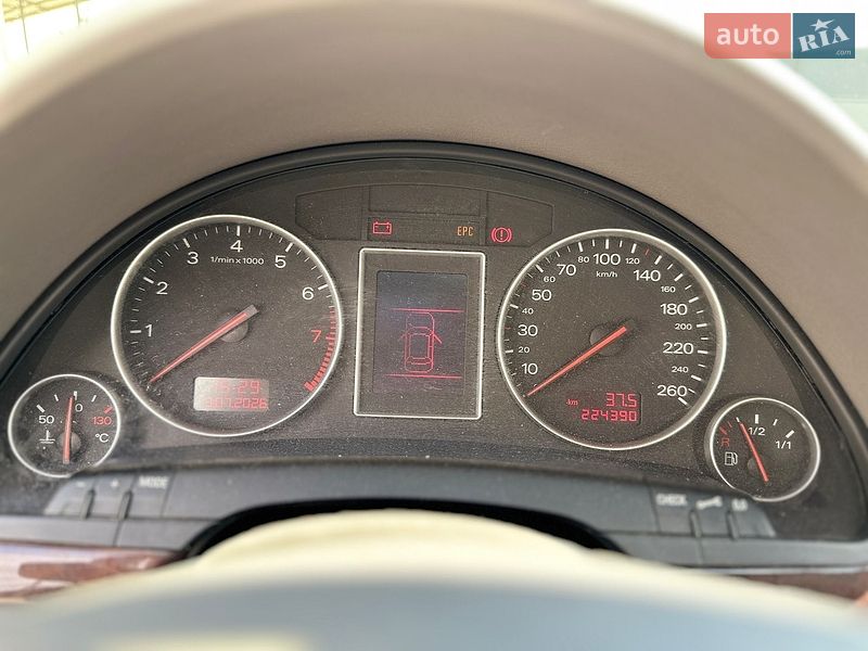 Седан Audi A4 2000 в Луцьку