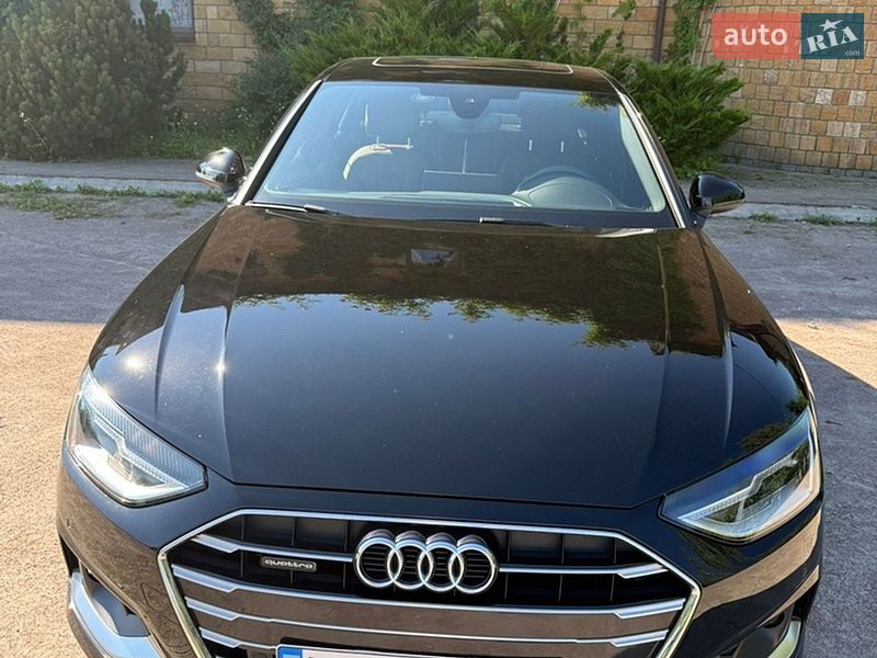 Седан Audi A4 2021 в Киеве