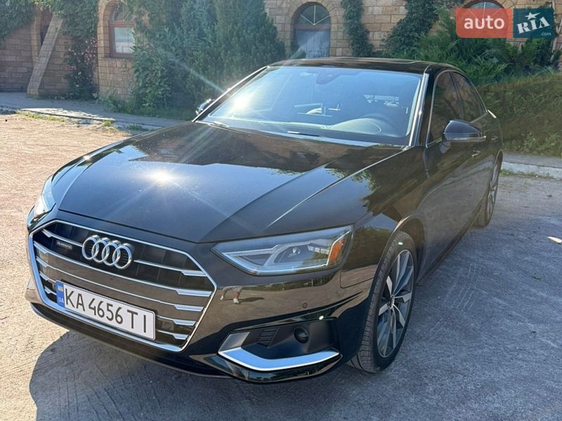 Седан Audi A4 2021 в Киеве