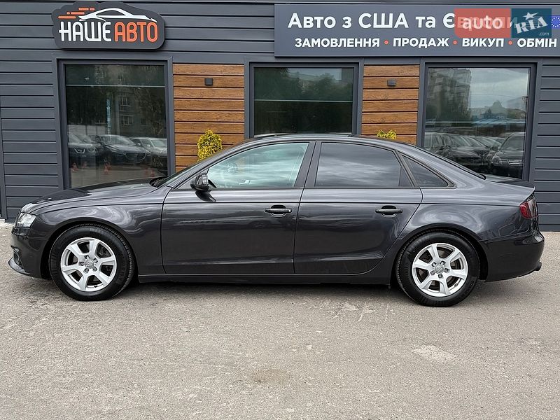 Седан Audi A4 2010 в Шептицькому