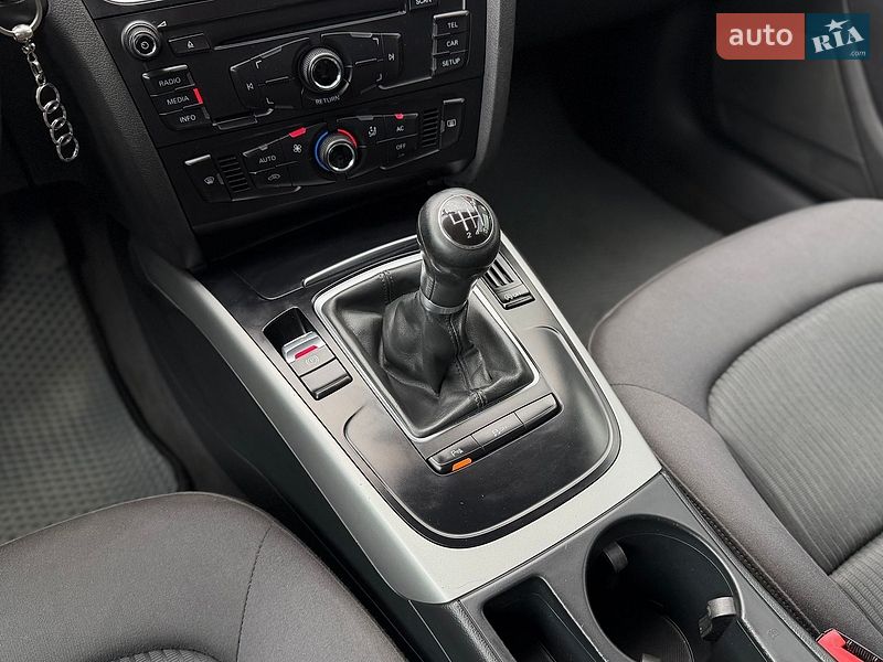 Седан Audi A4 2010 в Шептицькому