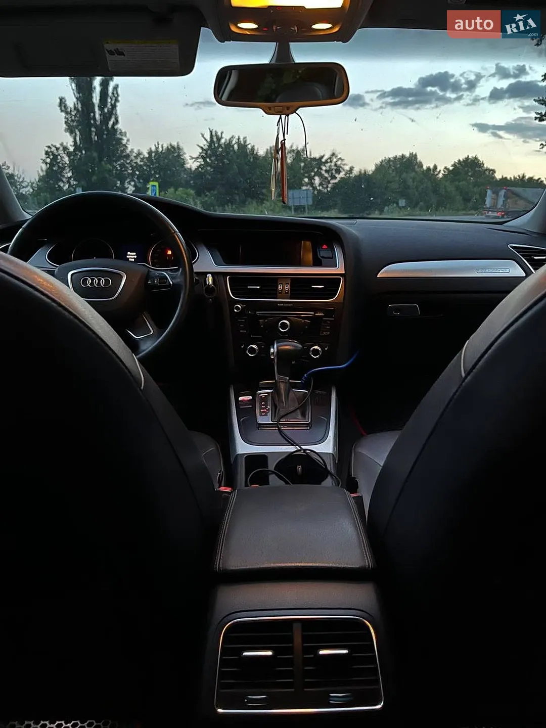 2012 Audi A4 - мініатюра 15